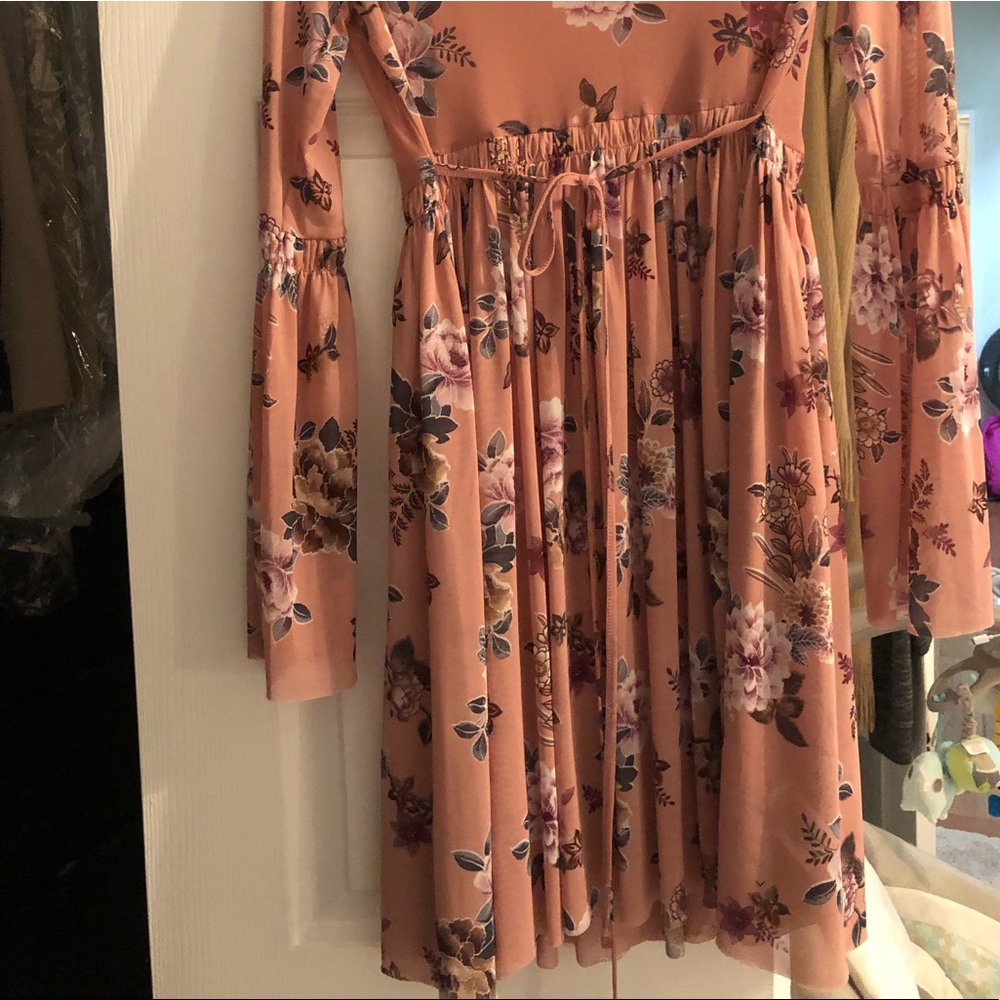 Top - Picture 2 of 4